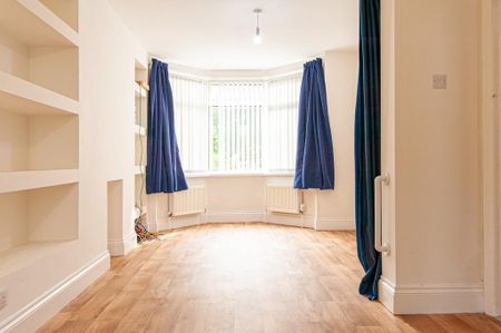 3 bedroom semi-detached house to rent - Photo 3