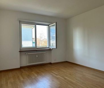 Charmante 4.5-Zimmer-Wohnung an ruhiger Lage - Photo 3