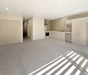 11c Clarence Street South, Addington, NZ 8024 - Photo 2