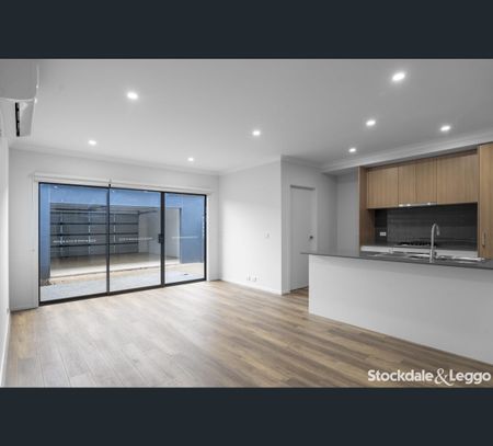 40 Cupola Walk, Truganina, Vic 3029 - Photo 4