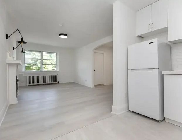 15 Hubbard Blvd., Suite 15 | 15 Hubbard Blvd., Toronto - Photo 1