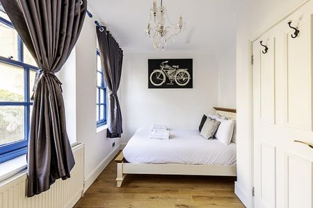 4 bedroom house to rent - Photo 2