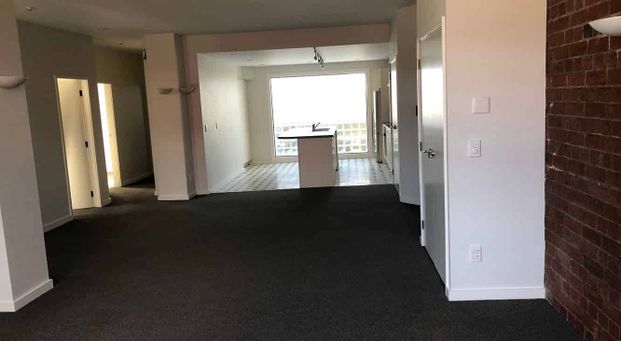 Character 3 Bedroom apartment - Photo 1