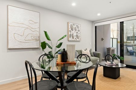 2 Bedroom, 2 Bathroom and 2 Parking in Centre of Braddon - Photo 2