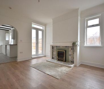 3 bedroom semi-detached house to rent - Photo 5