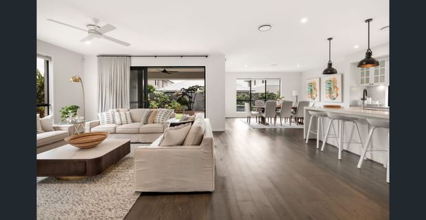 Majestic Family Home In The Surrounds Community - Photo 1