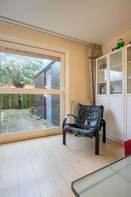 Johanna van Duynstraat, Rotterdam, Nederland - Photo 1