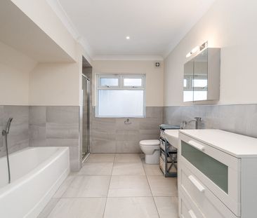 Sakkara, Gordon Avenue, Dublin 18, D18 F9Y6 - Photo 4