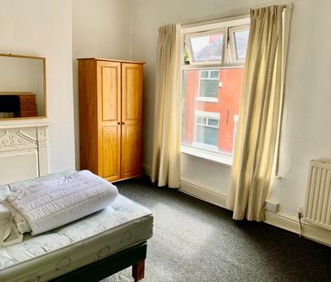 4 Bed Terraced House, Richmond Road, M14 - Photo 5