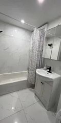 1 room apartment of 58m² in Montreal - Photo 2