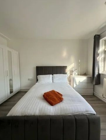 Room in a Shared House, London, E2 - Photo 4