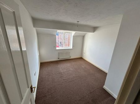 2 bed Semi-Detached - To Let - Photo 3