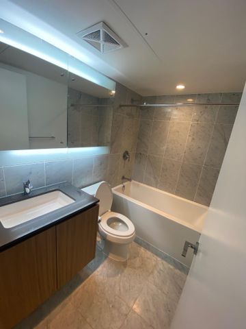 For Lease - 80 Queens Wharf Road Unit# 1708, Toronto, Ontario - Photo 4