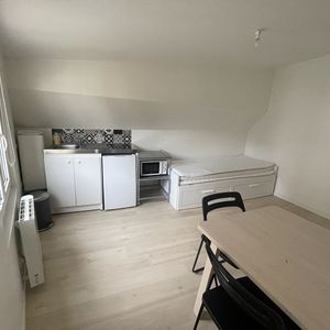 Location d'un appartement T1 à CAEN - Photo 2