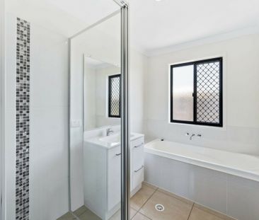 Low maintenance home in Bucasia - Photo 5