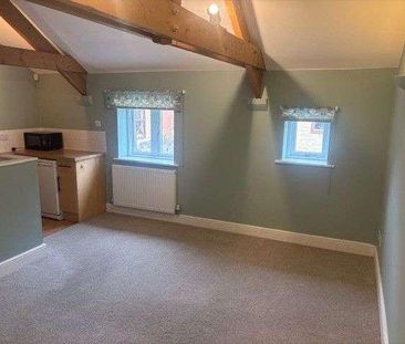 Fountain Court, Olney, MK46 - Photo 3