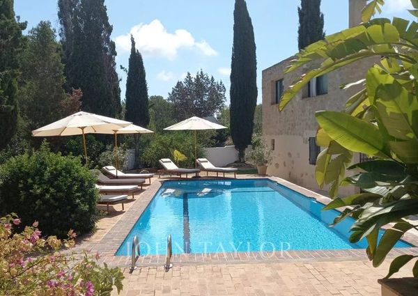 Cala Llonga, Balearic Islands 07849