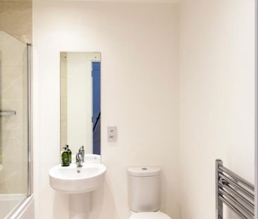 2 bedroom apartment to rent - Photo 3