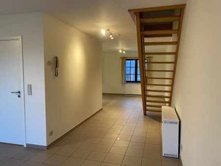 Ruim appartement met 3 slaapkamers, garage en groot terras - Photo 5