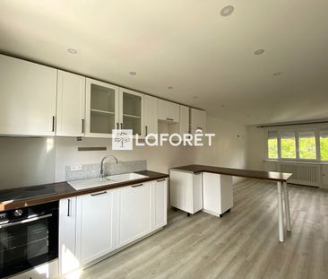 House - Photo 3