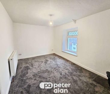 Jones Terrace, Swansea, SA1 - Photo 1