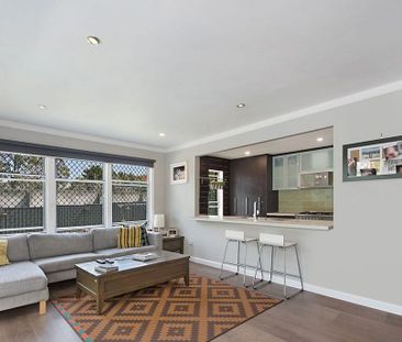 Great Family Home In Perfect Location! - Photo 1