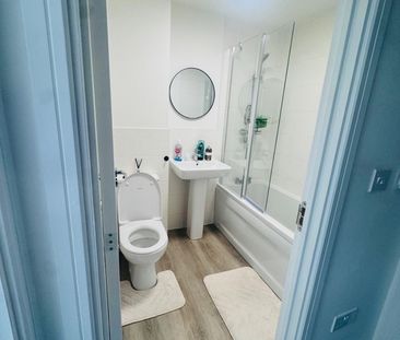 Room in a Shared House, Dunkley Gardens, CV6 - Photo 4