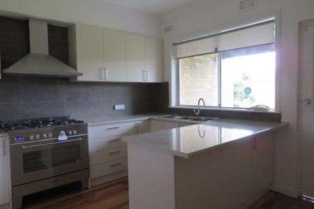 21 Woodville Street, - Photo 5