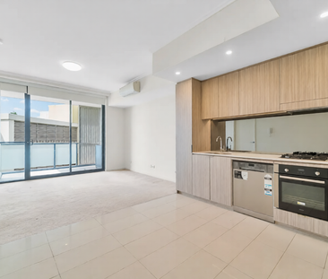 2 Bedroom modern apartment with study for lease - Photo 1