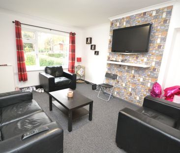 2 bed Mid Terraced House for Rent - Photo 3