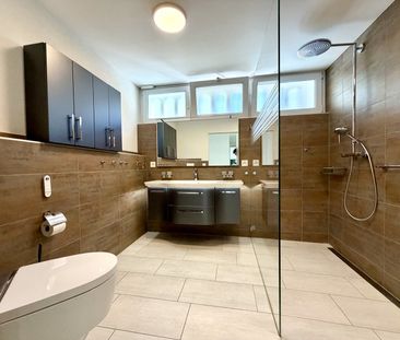 Im Dorfzentrum, ruhig, modern und Altersgerecht - Photo 3