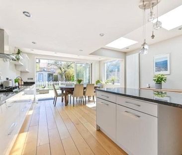 Manor Road, Richmond, Surrey, TW9 - Photo 4