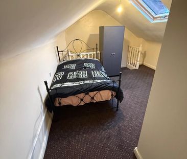 Room in a Shared House, Kenelm Road, B10 - Photo 5