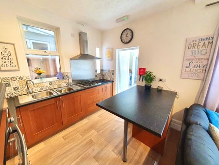 Room 5 – Canterbury Terrace, LE3 1AA - Photo 3