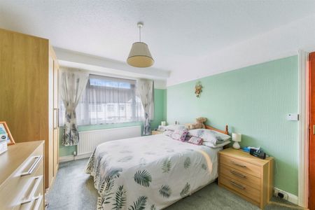 Castleton Road - Photo 3