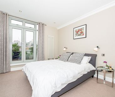 Star Place, St Katharine Docks, E1W - Photo 3