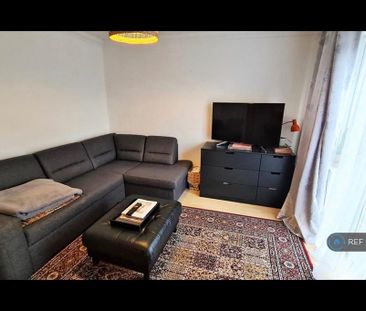 2 bedroom penthouse to rent - Photo 1