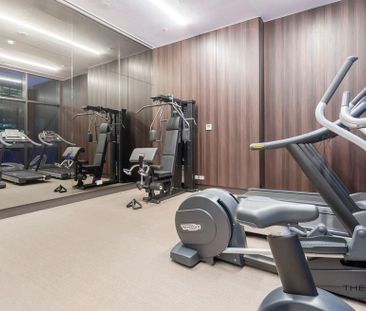 LIVE IN LUXURY - Photo 5