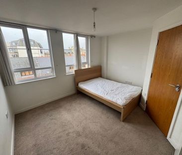 2 bedroom flat to rent - Photo 6