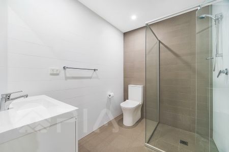 A4.06/10B Charles Street Canterbury - Photo 5