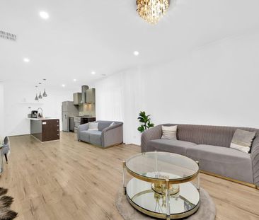 Stunning Family Home - Photo 6