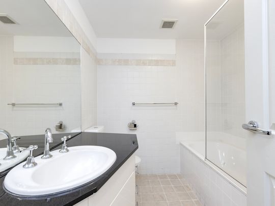 1/198 George Street, Erskineville NSW 2043 - Townhouse For Rent | Domain - Photo 1