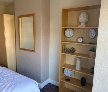 Room in a Shared House, Winifred Avenue, CV5 - Photo 2