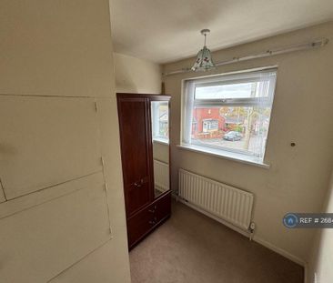 3 bedroom detached house to rent - Photo 4