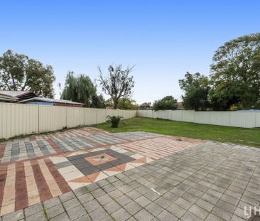Tidy & Ideally Located Opposite a Family-Friendly Park - Photo 1