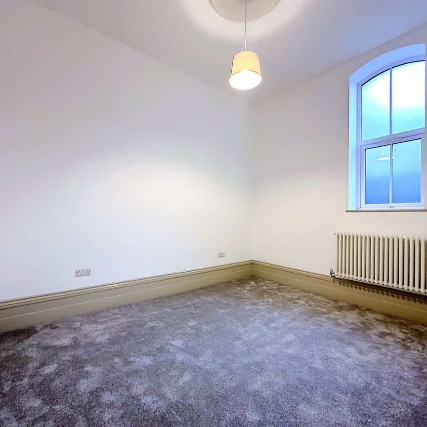 A 2 Bedroom Ground Floor Flat Instruction to Let in St Leonards-on-Sea - Photo 1