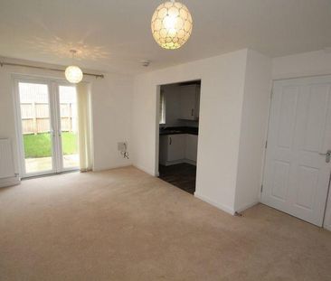 2 bedroom semi-detached house to rent - Photo 2