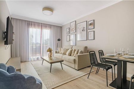 3 bedroom luxury penthouse for rent in Estepona, Andalusia - Photo 4