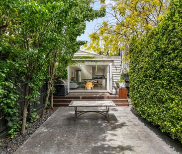 39 Blenheim Street, Balaclava VIC 3183 - House For Rent | Domain - Photo 6