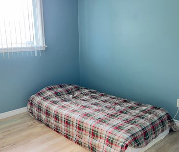 For Lease - 148 Derrydown Road Unit# #Main, Toronto, Ontario - Photo 2